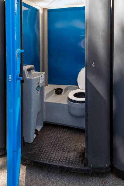 Best Portable restroom trailer rental  in Whiteland, IN